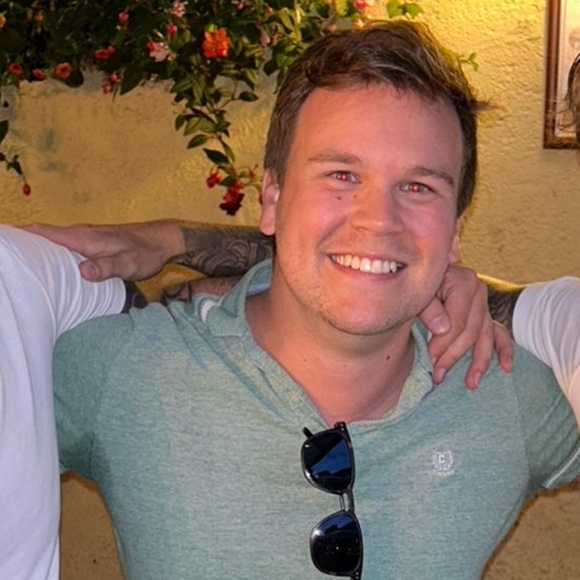 Meet your Posher, Harry - Picture 1 of 1